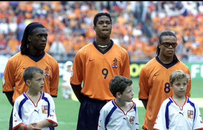 Futbollistët me origjinë nga surinami që ngritën lart flamurin e Holandës në futboll